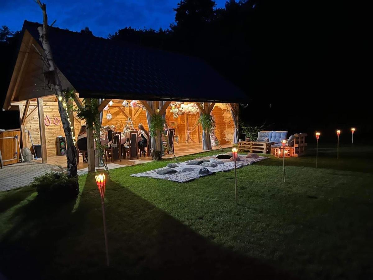 Dom Na Borowkowym Wzgorzu Lägenhet Palesnica Exteriör bild
