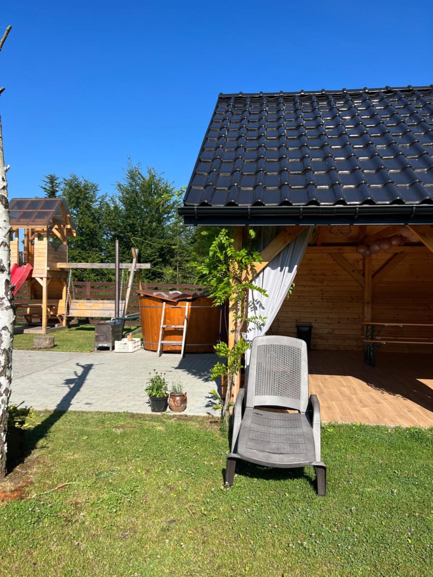 Dom Na Borowkowym Wzgorzu Lägenhet Palesnica Exteriör bild